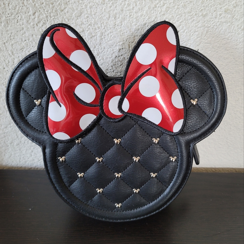 Loungely Quilted Minnie Mouse Crossbody Bag